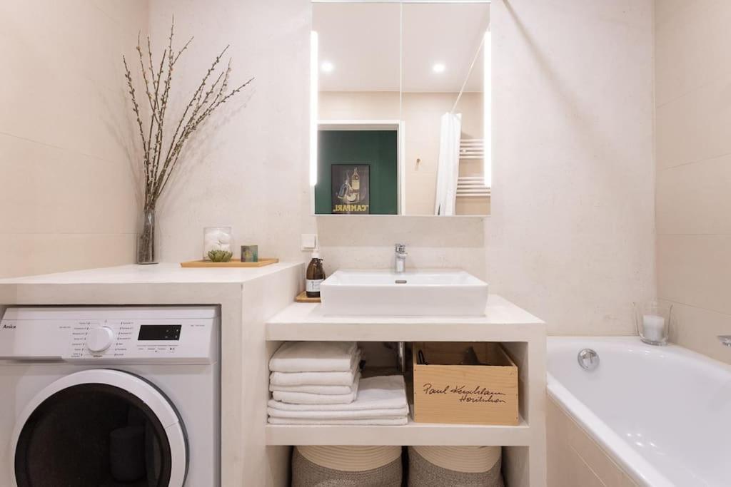 Dream Apartment - Central And Quiet With Ac And Free Parking Garage Vienna Luaran gambar